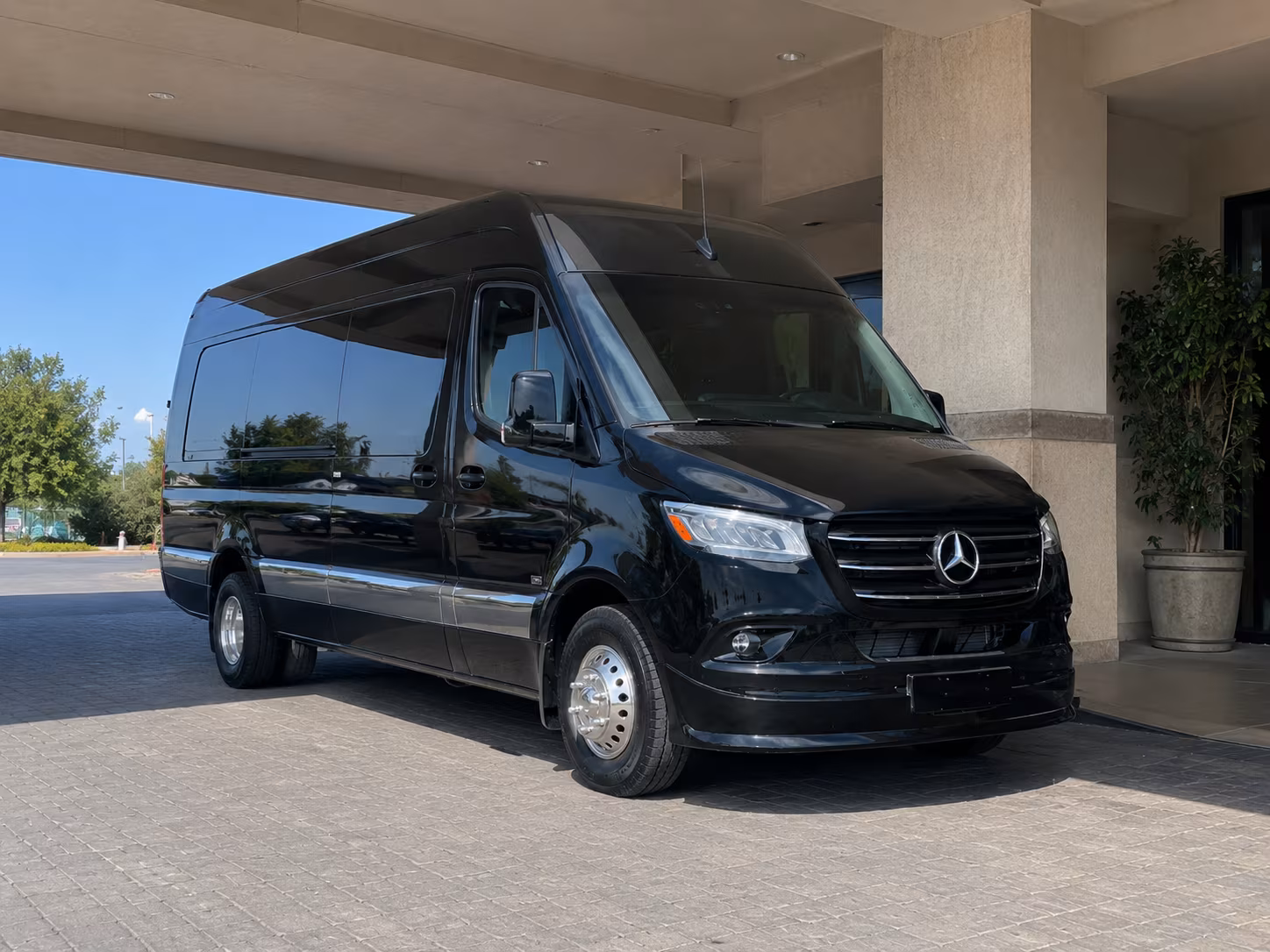 compton make an entrance with compton prom transportation